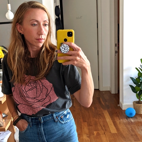 Meet your Posher, Lindsay - Picture 1 of 1